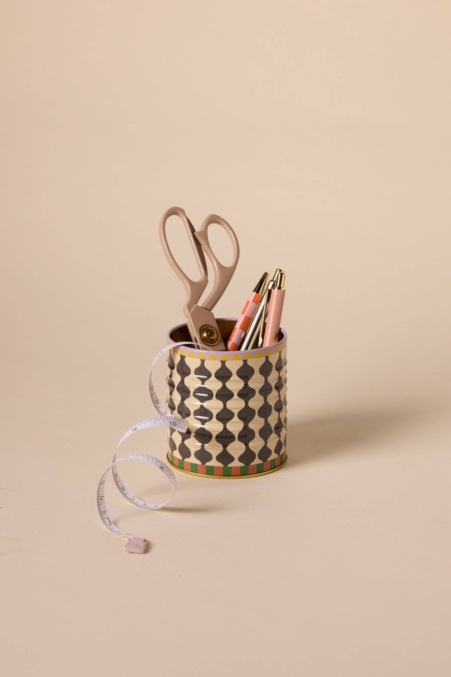 A Dopo Black White Wavy Storage Tin