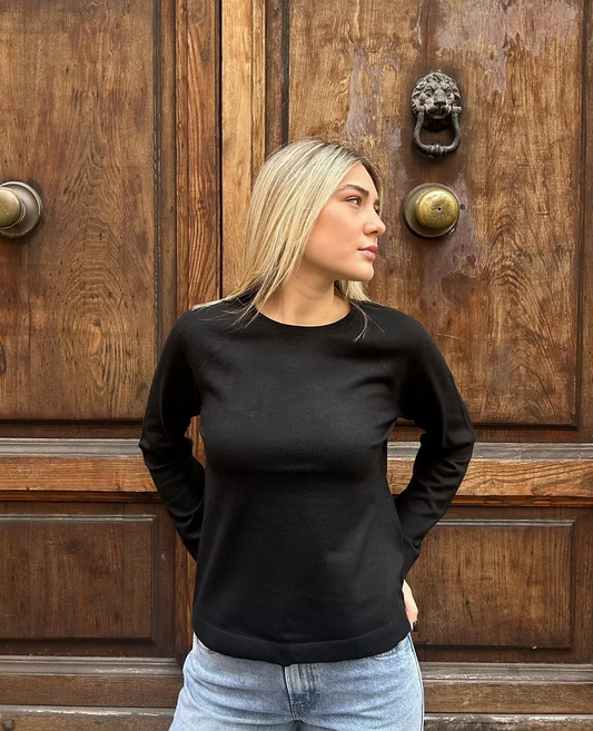 BREE LS O-NECK KNIT - Black