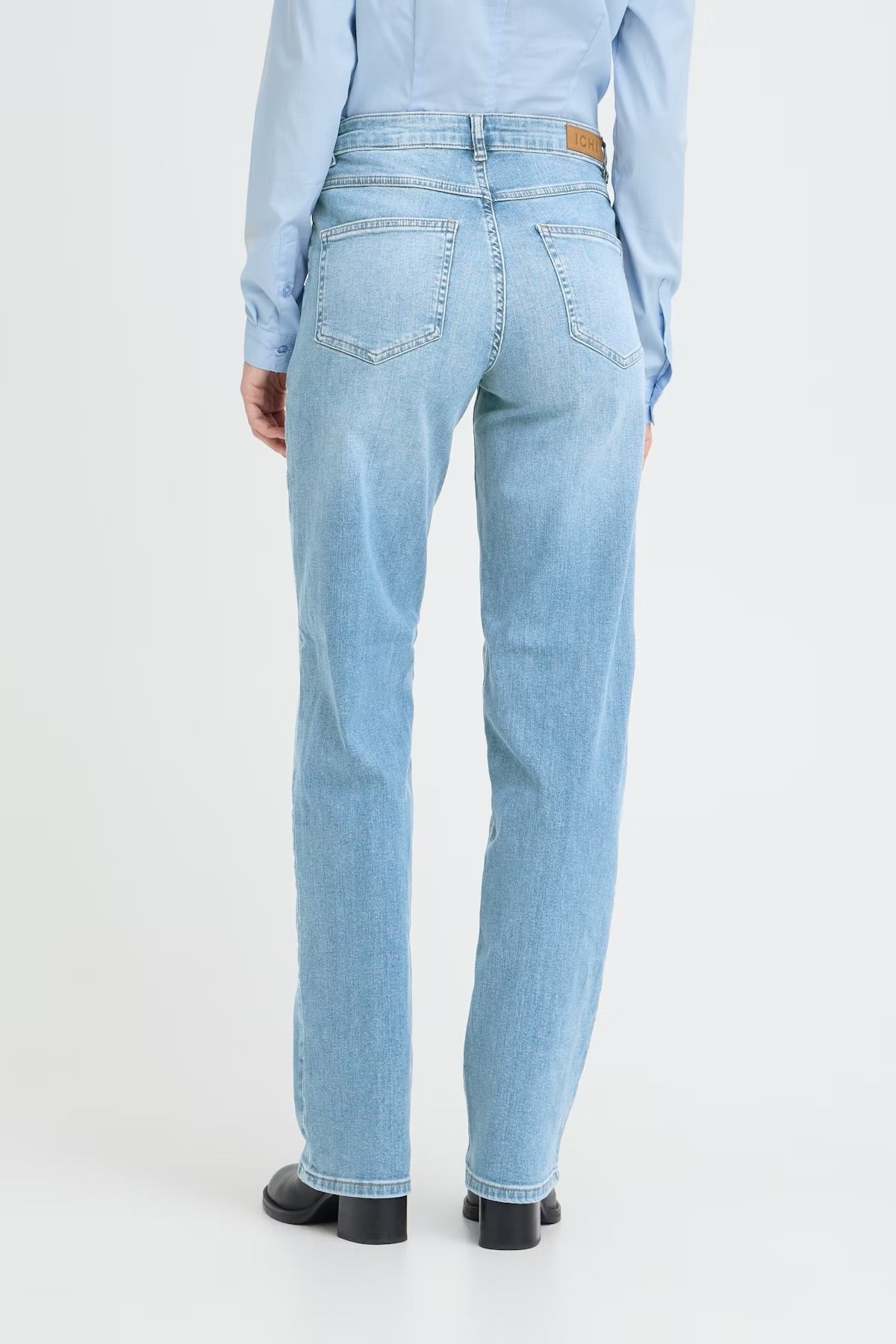 TWIGGY STRAIGHT LEG JEANS - Light Blue Denim
