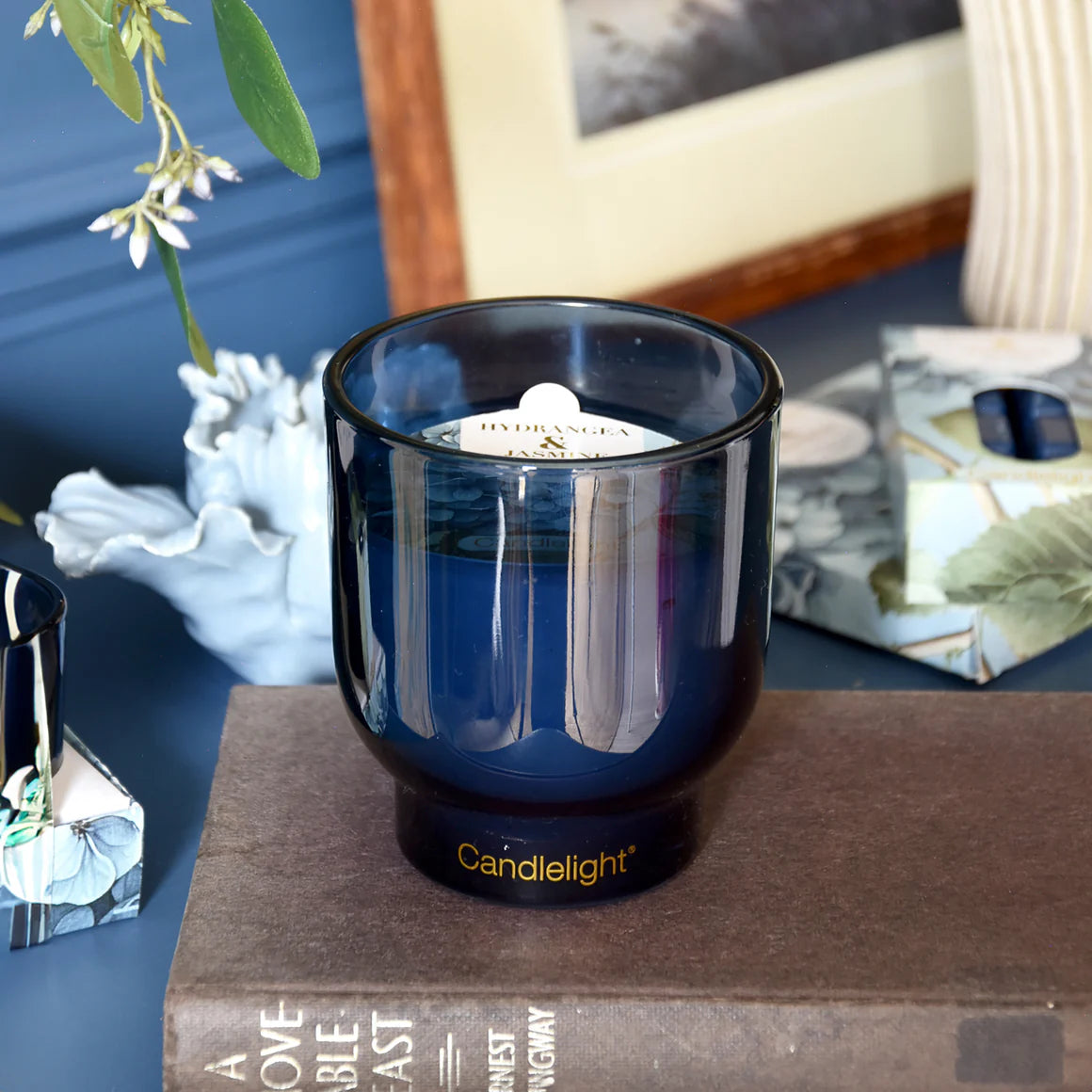 Candlelight Hydrangea and Jasmine Candle