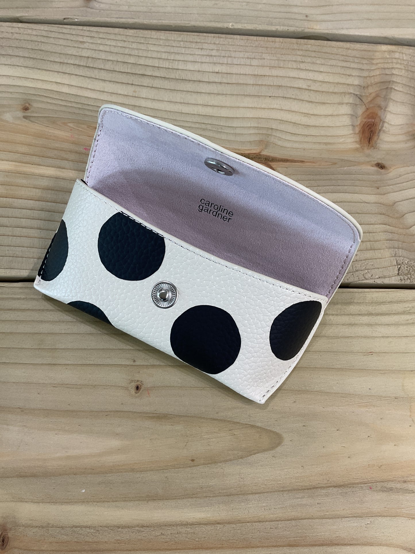 Spot sunglasses case