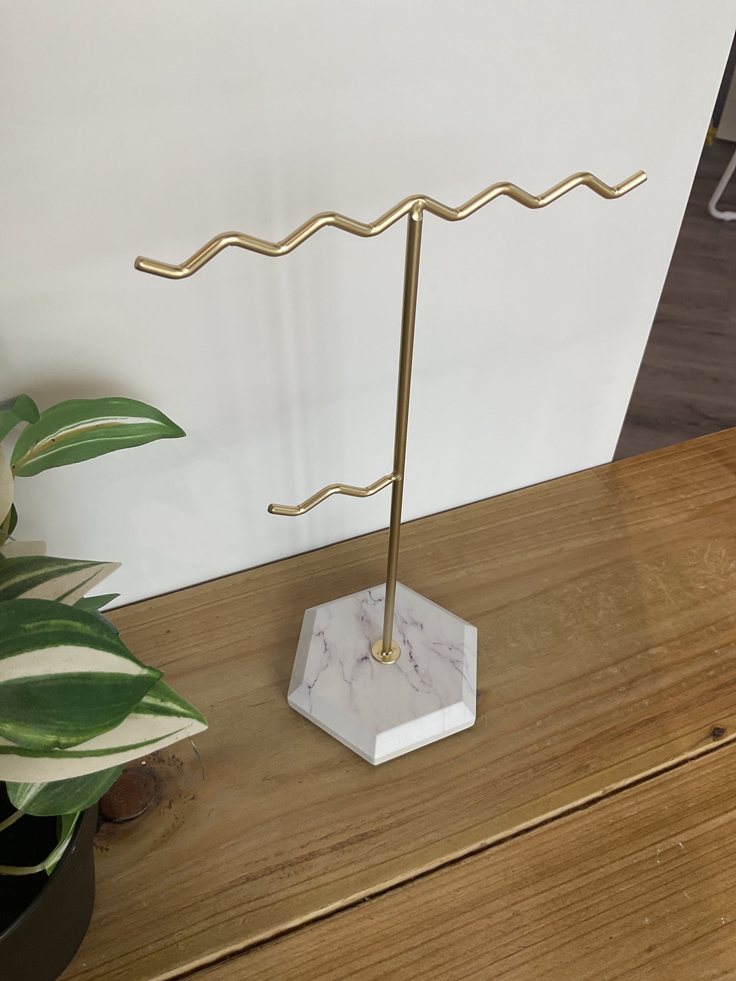 T.Bar Jewellery Stand - Gold & Marble Effect