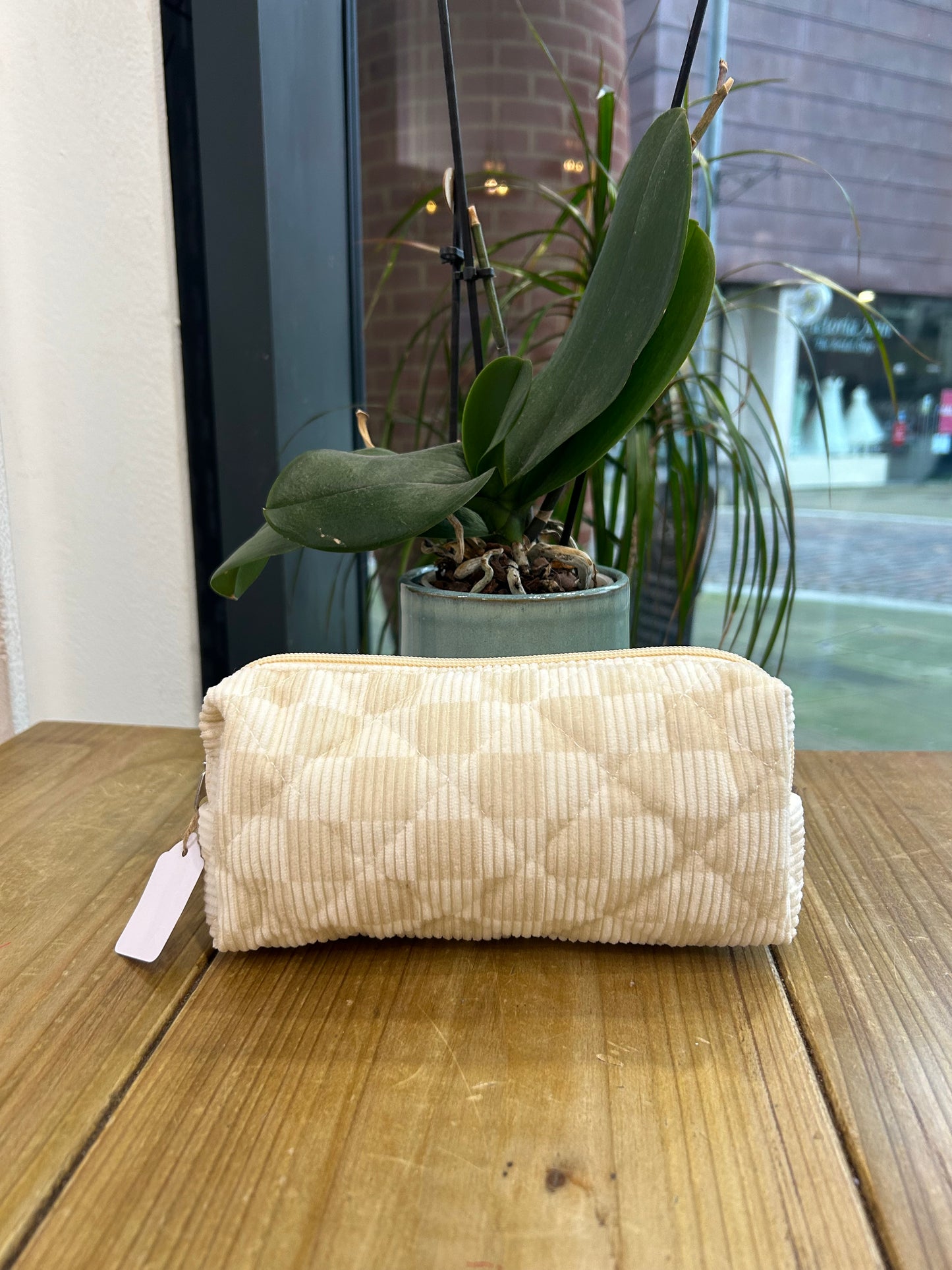 Cream Check Wash Bag - Small