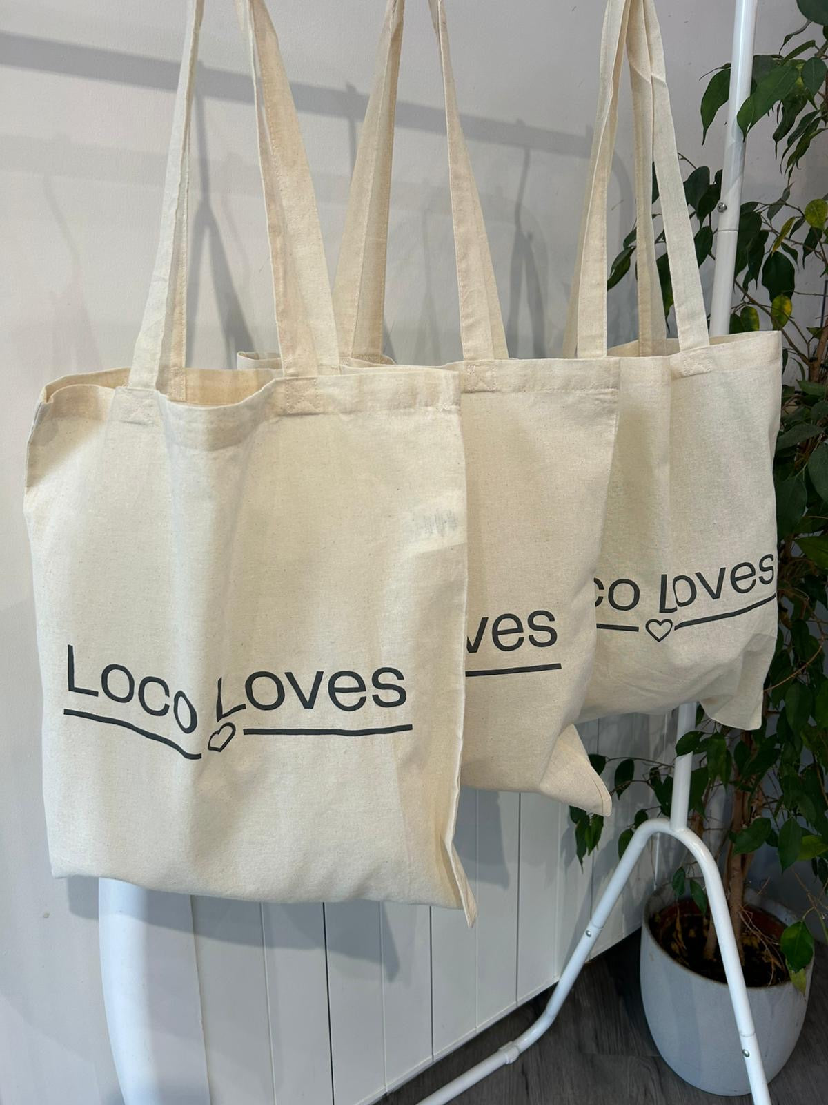 Loco Loves Tote Bag