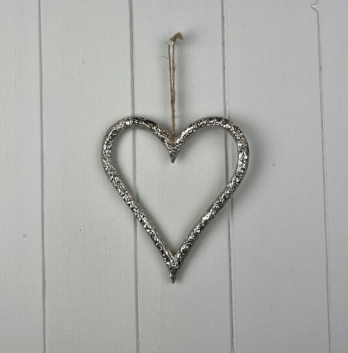 Medium Metal Heart - Silver