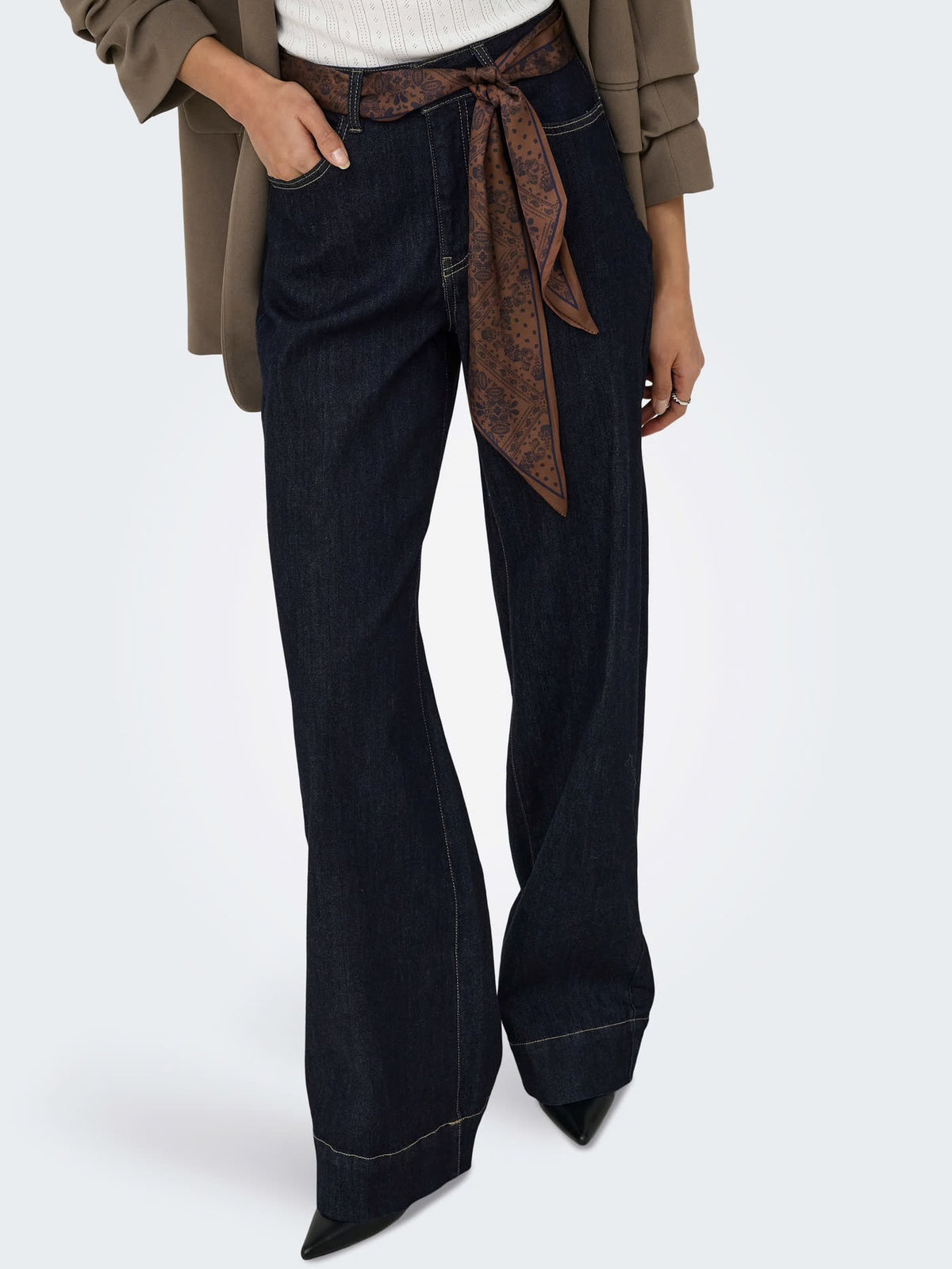MADISON HW CHINO WIDE DENIM - Dark Blue with brown scarf belt