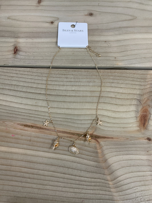 Shell gold necklace