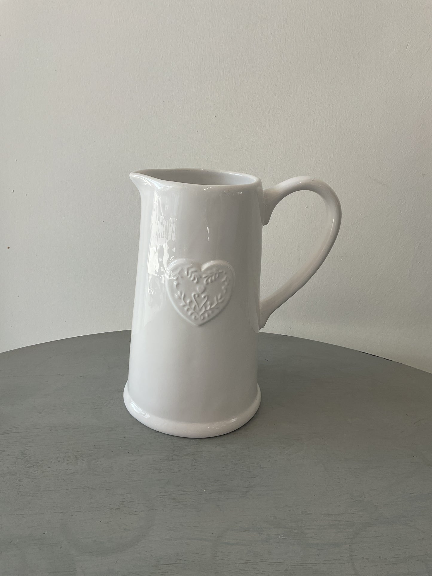 GISELA GRAHAM Heart Jug - White