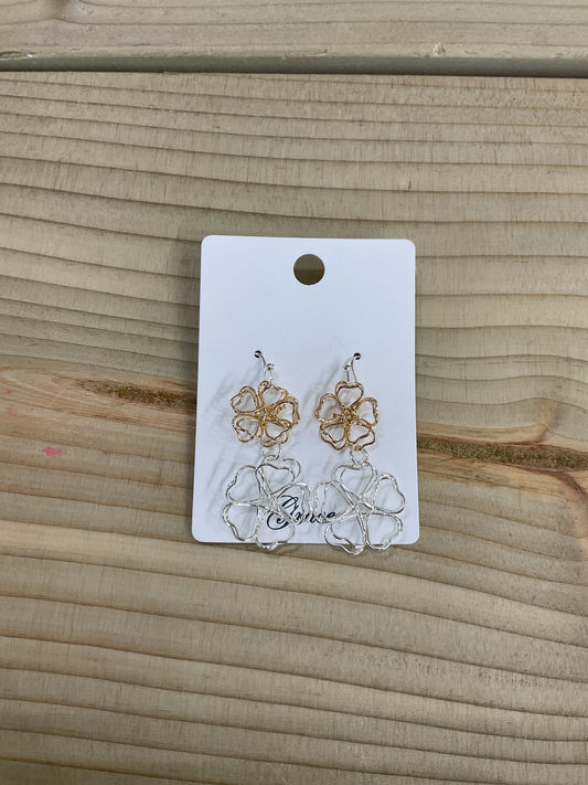 Floral dangle earrings - Silver and Gold