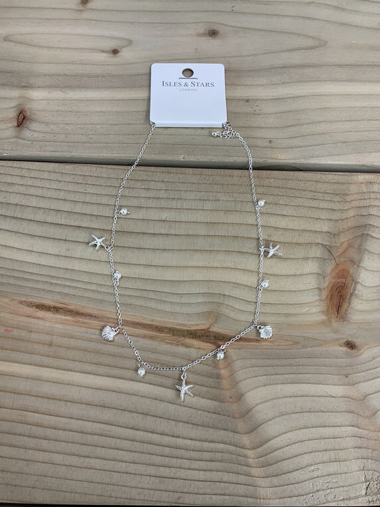 Shell silver necklace