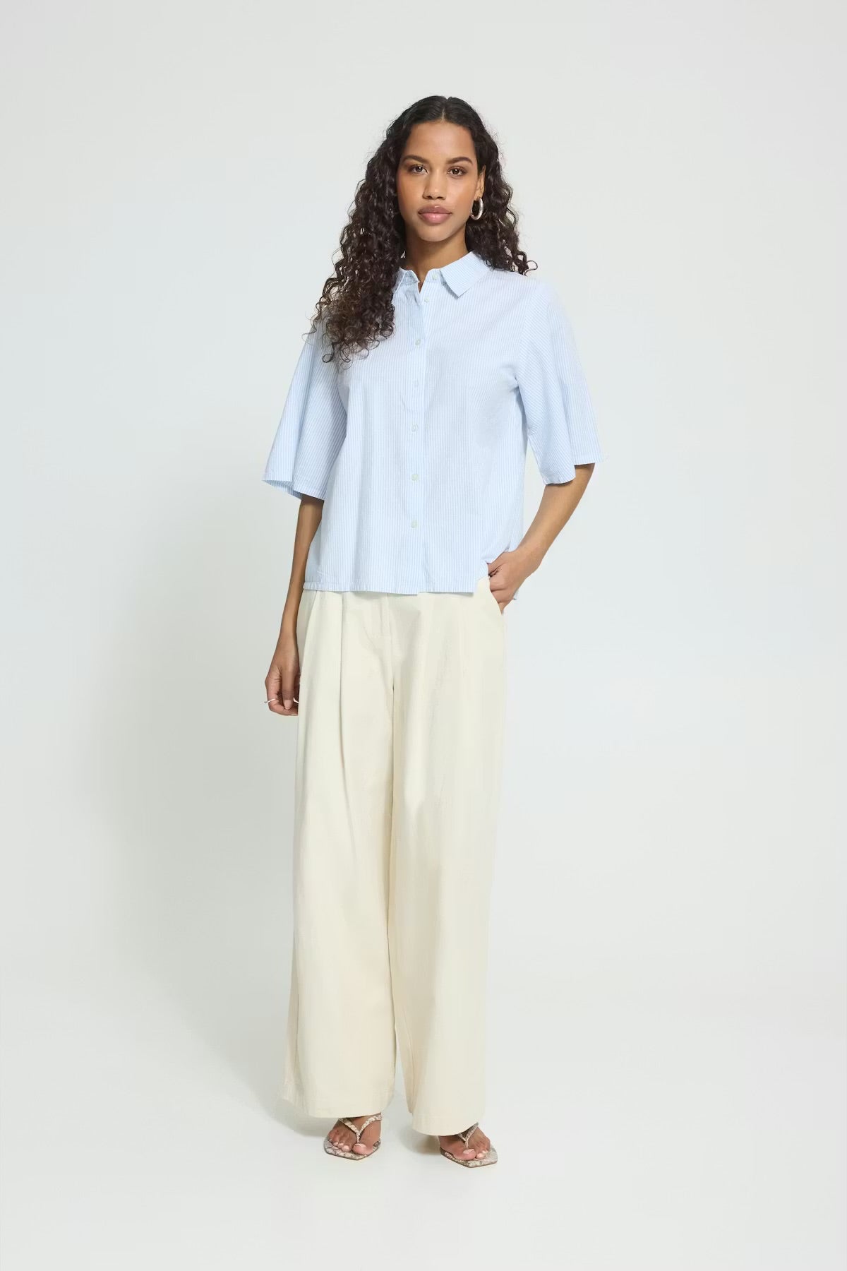 IHGARIA back bow shirt ~ stripe light blue