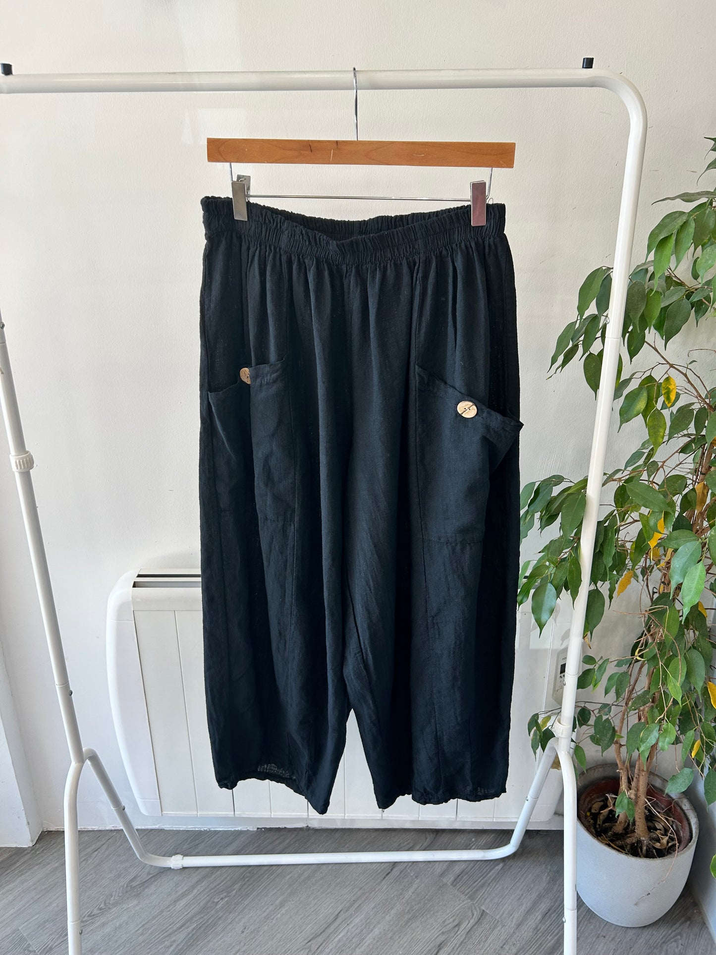 Linen Button Ballon Trousers - Black