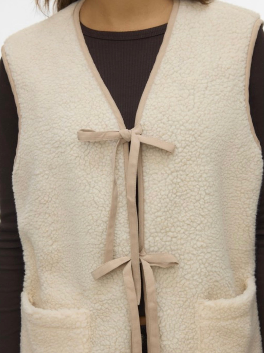 CLEO SHORT WAISTCOAT - Oatmeal