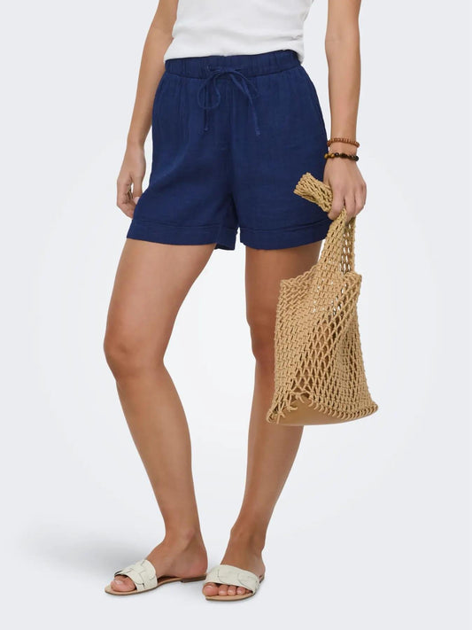 LEONI SEESUCKER PULL UP SHORTS - Vintage Indigo