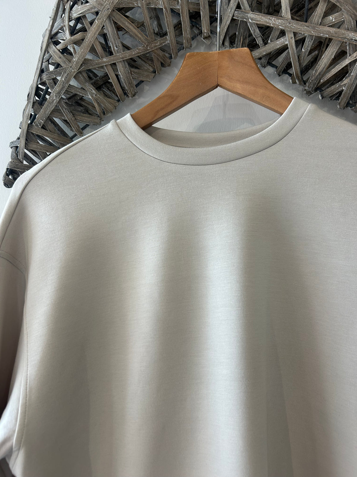 BELLIS LS SWEATSHIRT - pumice stone