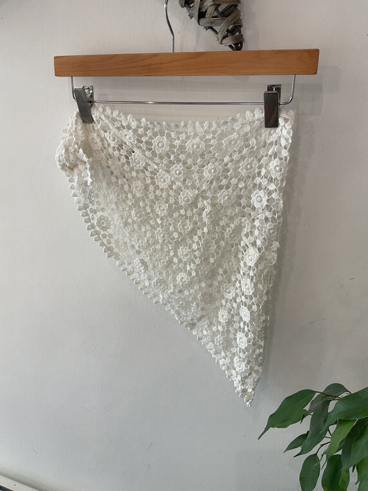 Lace Triangle Scarf - White