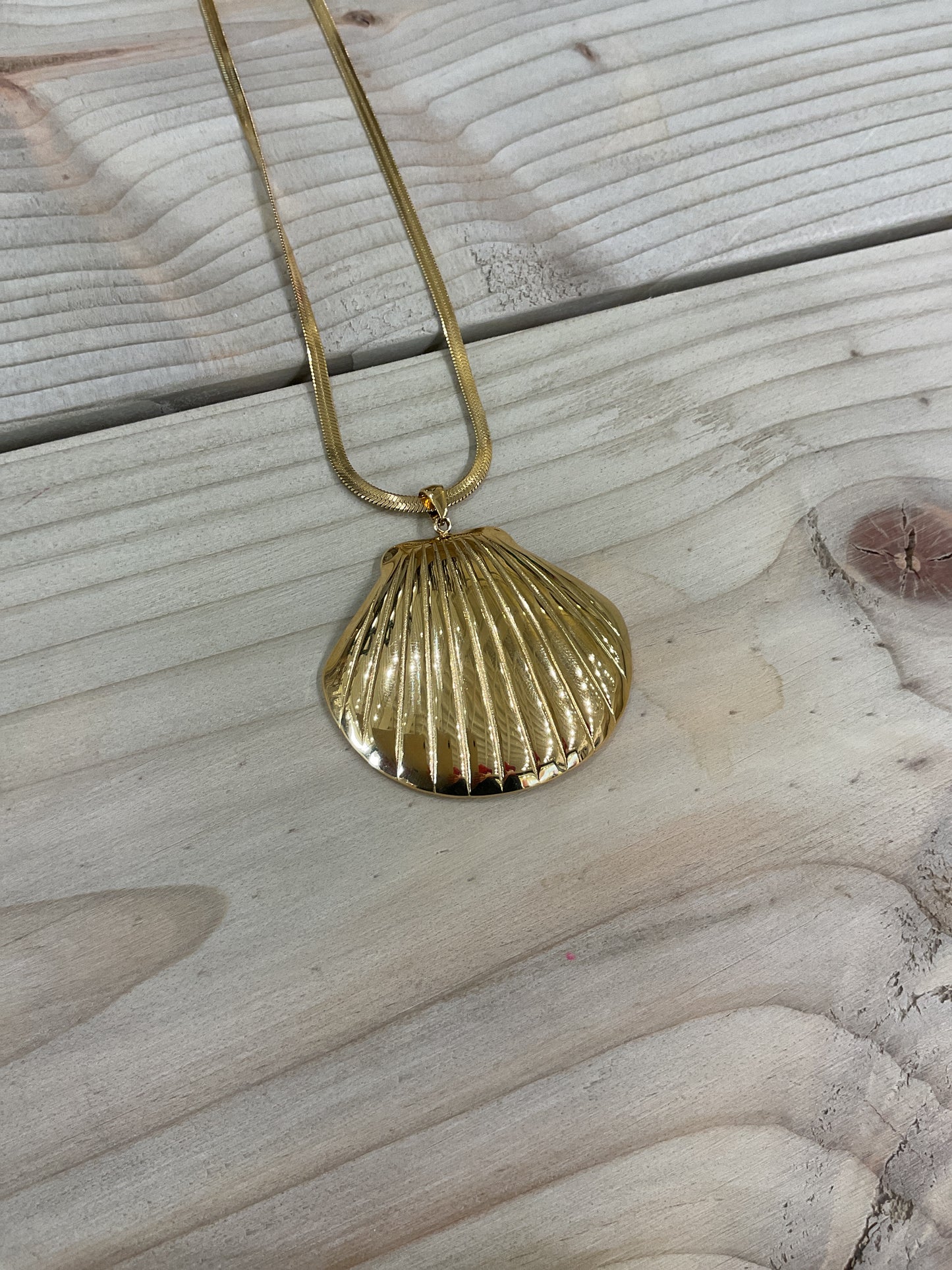 Waterproof Gold Shell Necklace