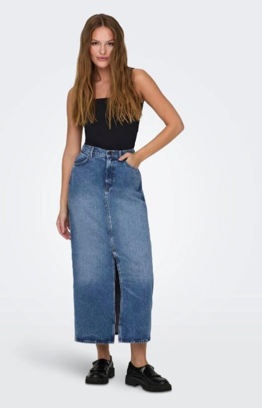 CILLA LONG SLIT DENIM SKIRT - Medium Blue Denim