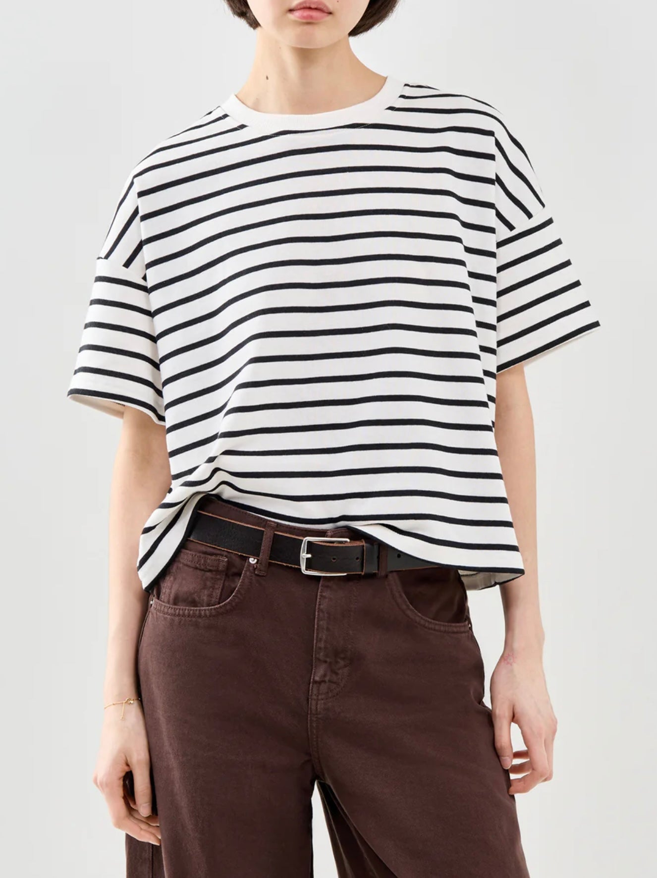 CHILLI 2/4 STRIPE T-SHIRT - Cloud Dancer / Black