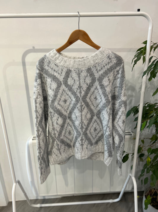 FABIENNA LS O-NECK PULLOVER - Light Grey