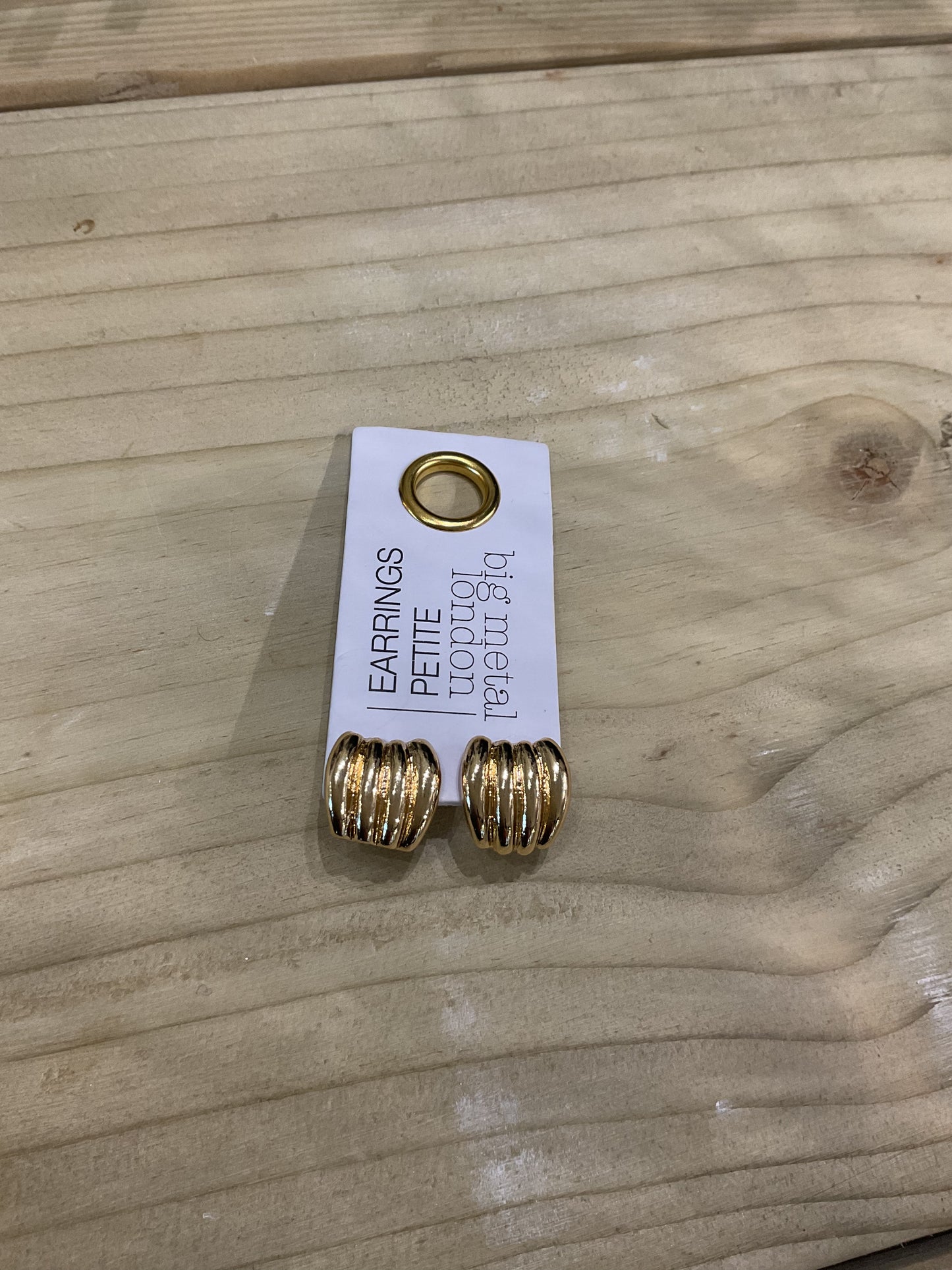 Bella Stud Earrings - Gold