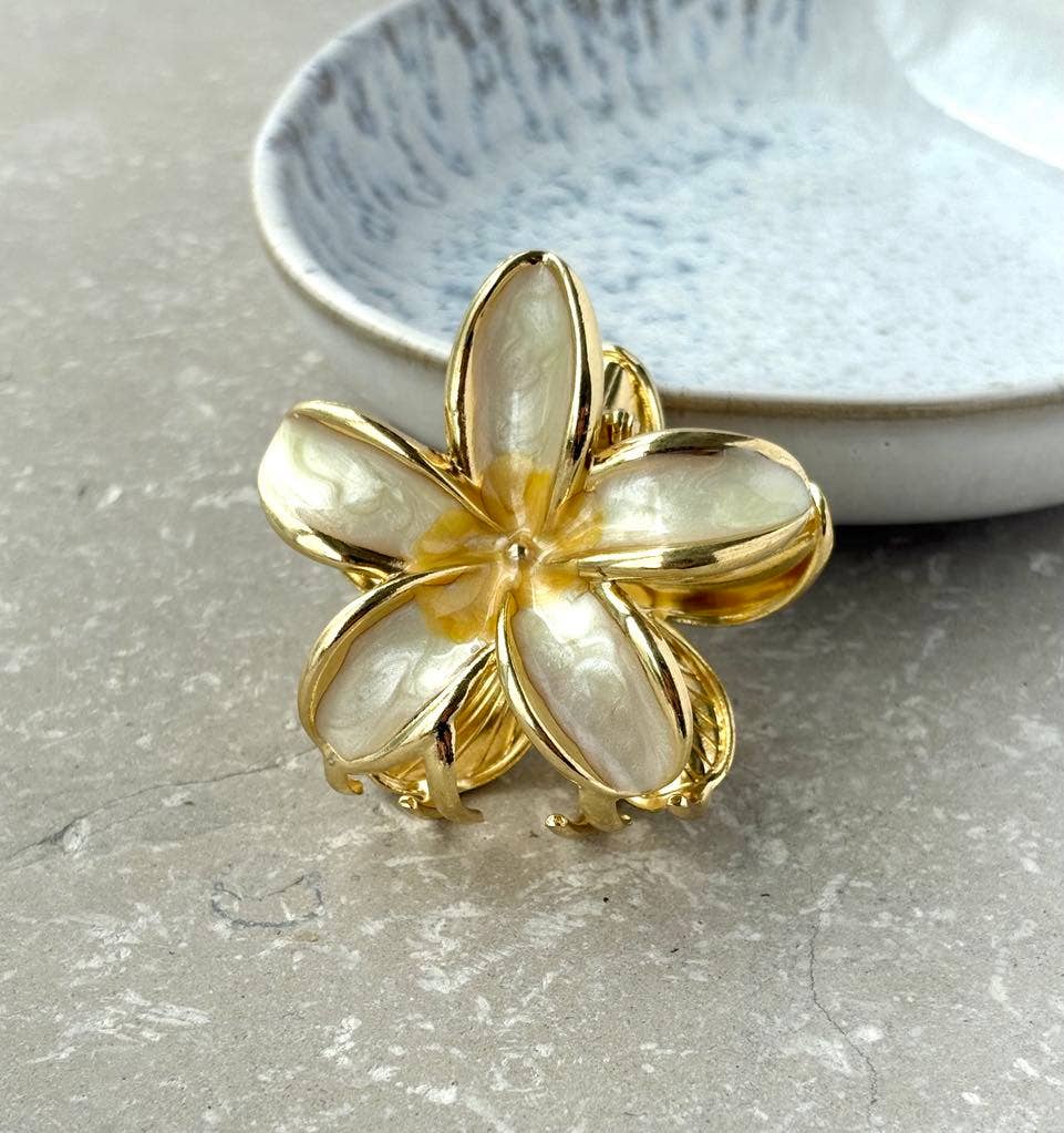 Cream Metal Flower Claw Clip